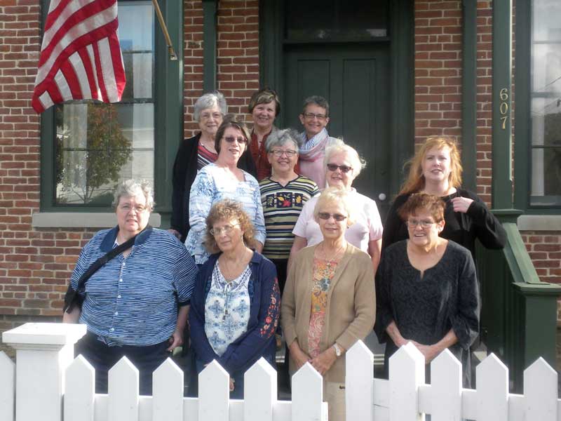 Visiting the Lincoln-Manahan Home Museum