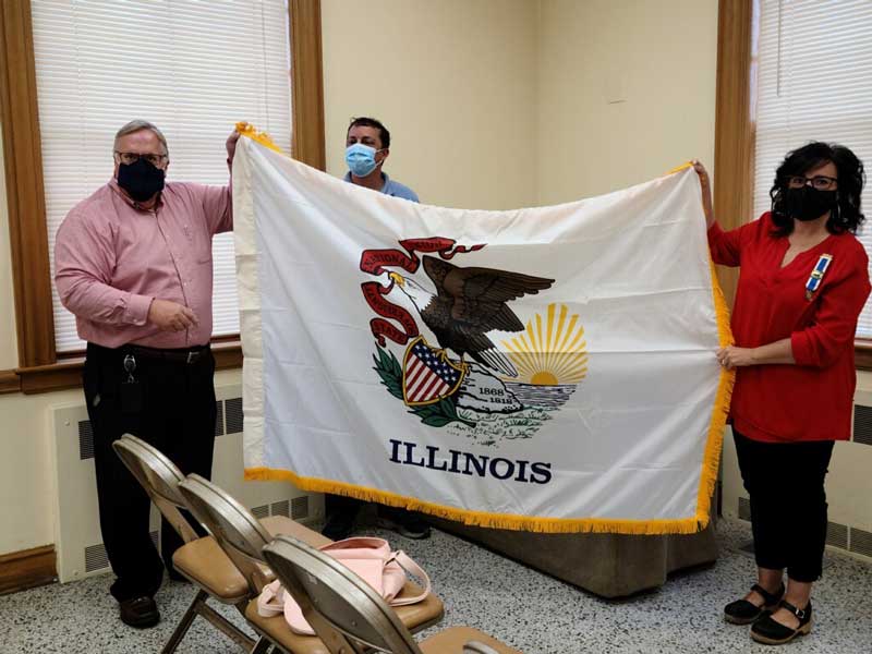 Presenting Illinois Flag